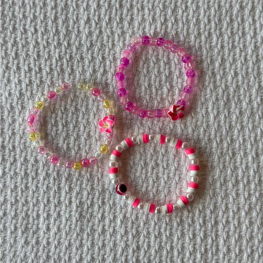 NEW Handmade Pink Glass Clay Beaded Flower Evil Eye 3 Stretch Bracelet Set